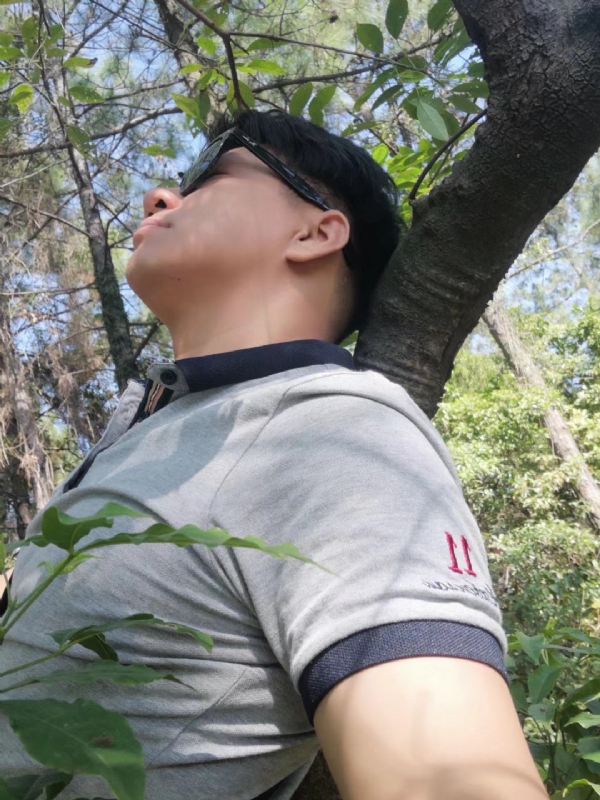 新丁的第一张照片--鹤山残疾人相亲网